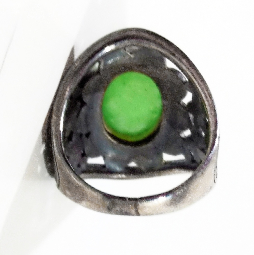 Antique Jade & Sterling Silver Filigree Ring- 6.5 - Picture 4 of 8
